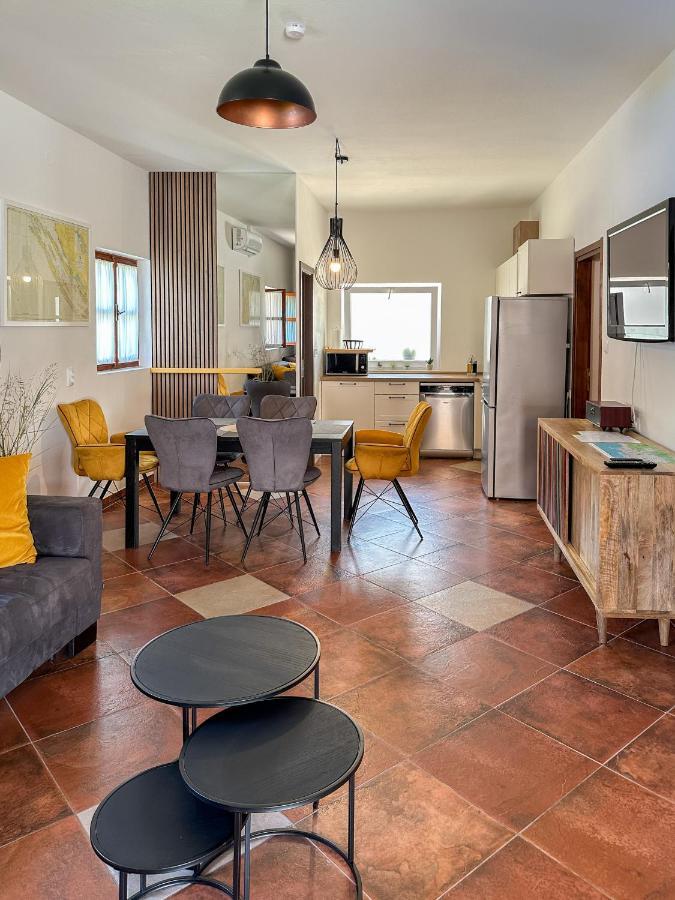 Mustra House Zadar - Private Pool & Sauna Eksteriør billede